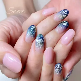 ネイル sweet 仲野陽子のネイルデザイン