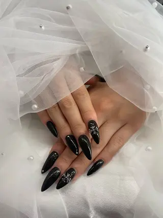 ネイル Pawtique Yunaのネイルデザイン