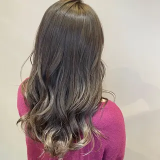 ロング しもかわ かほのヘアスタイル