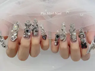 ロング Pio Mielのネイルデザイン