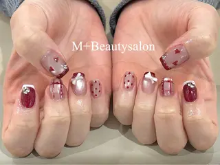 ネイル M+  Beauty Salonのネイルデザイン