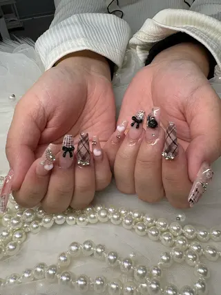 ネイル SHION  のネイルデザイン