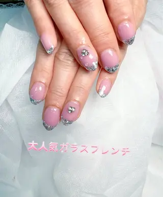 ネイル pink ladyサロン所属・べ にのネイルデザイン