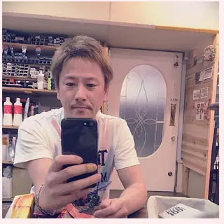 ショート メンズ ブルーヘブン TAKESHIのヘアスタイル