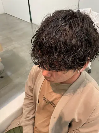 パーマ メンズ 尾崎 弘和のヘアスタイル