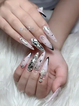 ネイル &ME タカのネイルデザイン