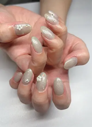 ネイル 透灯 TOUTOU所属・透灯 TOUTOU 🪄のネイルデザイン