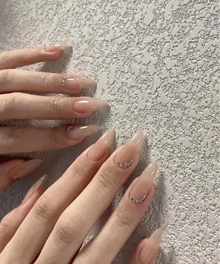 セミロング めぐみのネイルサロン 惠のネイルデザイン