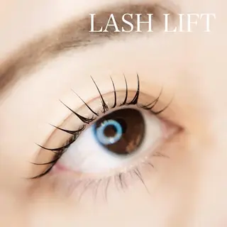 マツエク・マツパ 11:06所属・たけだ ひとみの眉毛・アイブロウイメージ