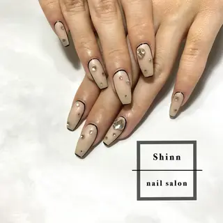 ネイル 岩本 真のネイルデザイン