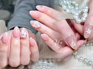 ネイル ✨Nailsalon Vi+✨のネイルデザイン