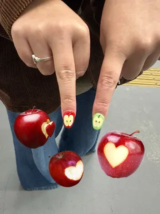 ネイル 西村 友羽音のネイルデザイン