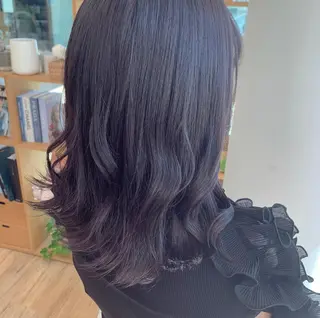 セミロング SALOWIN銀座六丁目店所属・津田 怜果のヘアスタイル