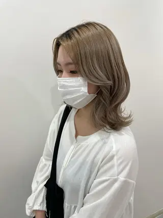 ミディアム akane .のヘアスタイル
