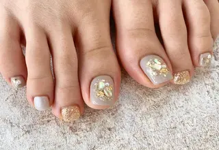 ネイル joie ange難波店所属・田邊 早也香のネイルデザイン