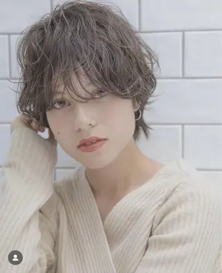 ミディアム 小林 憲弥のヘアスタイル