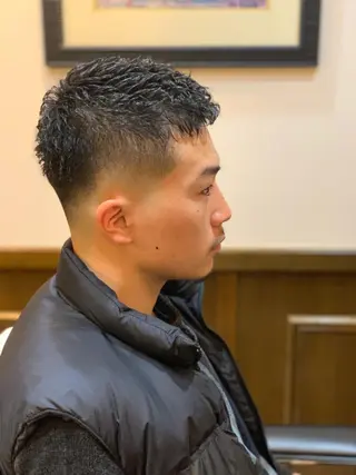 ショート 近藤 真のヘアスタイル