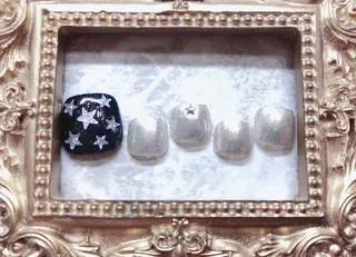 ネイル マジックミラー所属・マジック ミラーのネイルデザイン