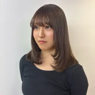 セミロング カラー Ren. 🦋デザインカラーのヘアスタイル
