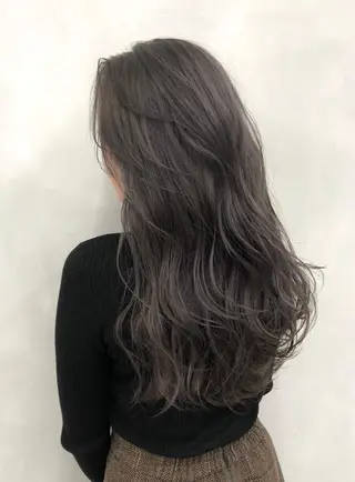 ロング カラー 艶ハイトーンブリーチ 🌈小林侑雅のヘアスタイル