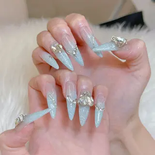 ロング Anh 高田馬場のネイルデザイン