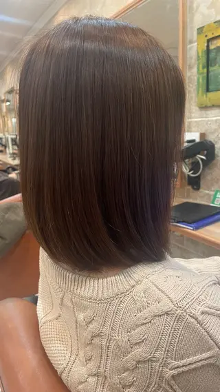 ミディアム カラー 松田 唯叶のヘアスタイル