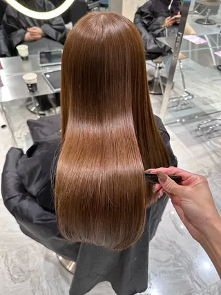 ロング 髪質改善　縮毛の達人 矢井由真のヘアスタイル