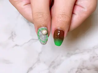 ネイル SINCERELY シンシアリー🌈のネイルデザイン