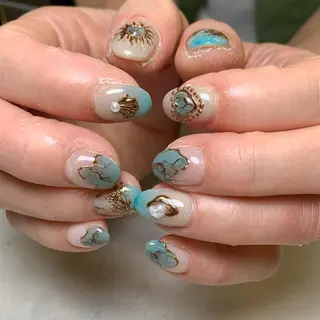 ネイル atelier　FIORITURA所属・FIORITURA aiのネイルデザイン