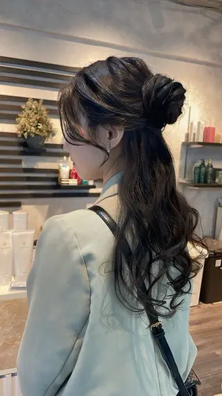 ヘアアレンジ Noe' Akariのヘアスタイル