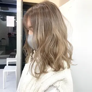 ロング カラー ヘアアレンジ ハイトーン/美髪矯正 🍃大江拓実のヘアスタイル