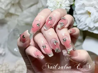 ネイル E.N🦋 長さ出し/持ち込みのネイルデザイン