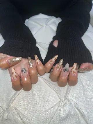 ネイル nail.salon .Reversalのネイルデザイン