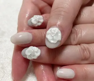 ネイル t. yoshizawaのネイルデザイン