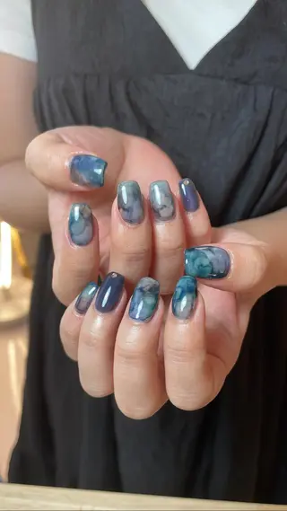 ネイル Ami 🦥のネイルデザイン