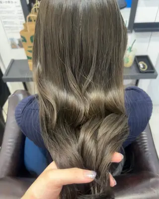 ロング カラー 河相 美玖のヘアスタイル