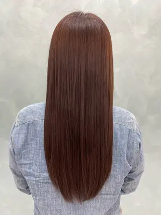 ロング カシータフロル所属・清水 菜穂香のヘアスタイル