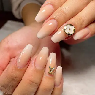 ネイル 知花 梨花のネイルデザイン