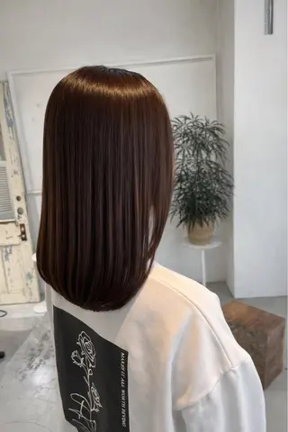 セミロング 松谷 圭のヘアスタイル