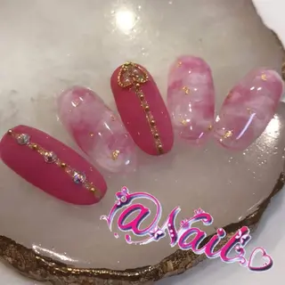 ネイル 小尾 栞のネイルデザイン