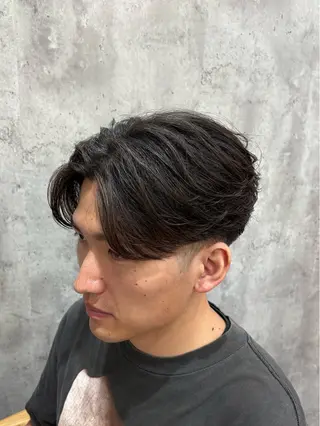ショート パーマ メンズ 韓国風メンズ/毛流れ ヘアなら須田龍世のヘアスタイル