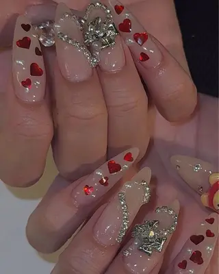 ネイル BERA NAILSのネイルデザイン