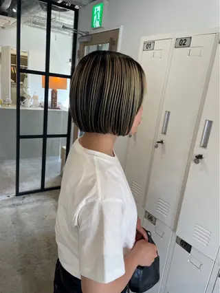 ショート カラー CEINE【セーヌ】 三軒茶屋のヘアスタイル