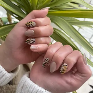 ネイル es nailのネイルデザイン