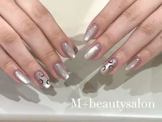 ネイル M+  Beauty Salonのネイルデザイン