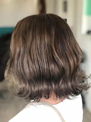 ミディアム カラー Snaly カラー特化ページのヘアスタイル