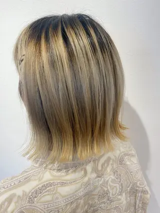 ミディアム Hues所属・上村 ダイスケのヘアスタイル