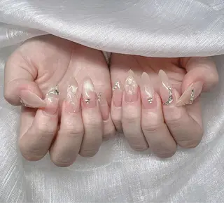 ネイル Lee Nailsのネイルデザイン