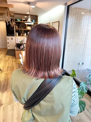 ショート カラー 堀 望美のヘアスタイル