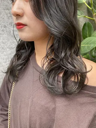 ロング カラー clomus所属・YUKA艶髪 🌸寛ぎ部屋のヘアスタイル